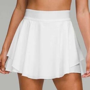 Lululemon court rival high-rise skirt